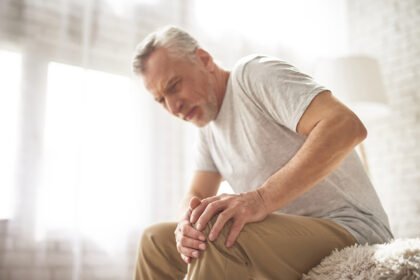 Link Between Knee Pain and Aging