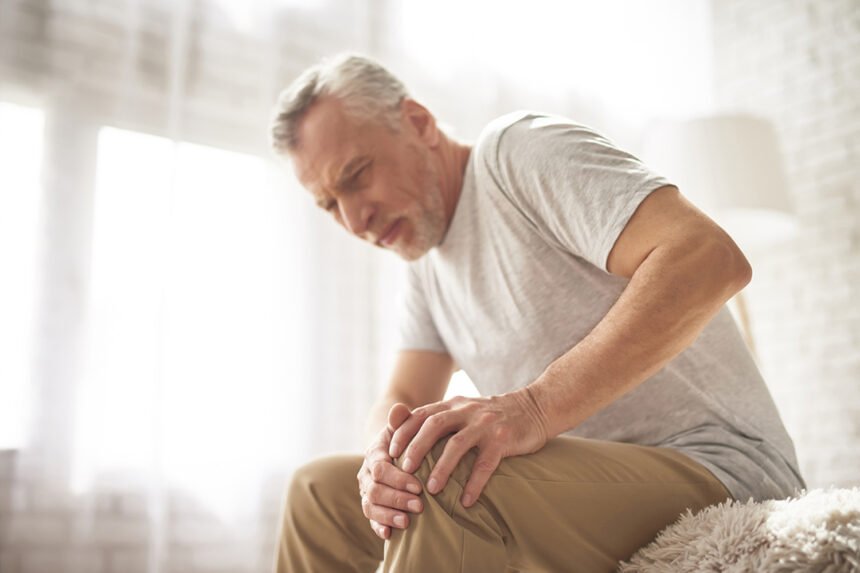 Link Between Knee Pain and Aging