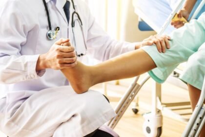 Right Orthopedic Surgeon